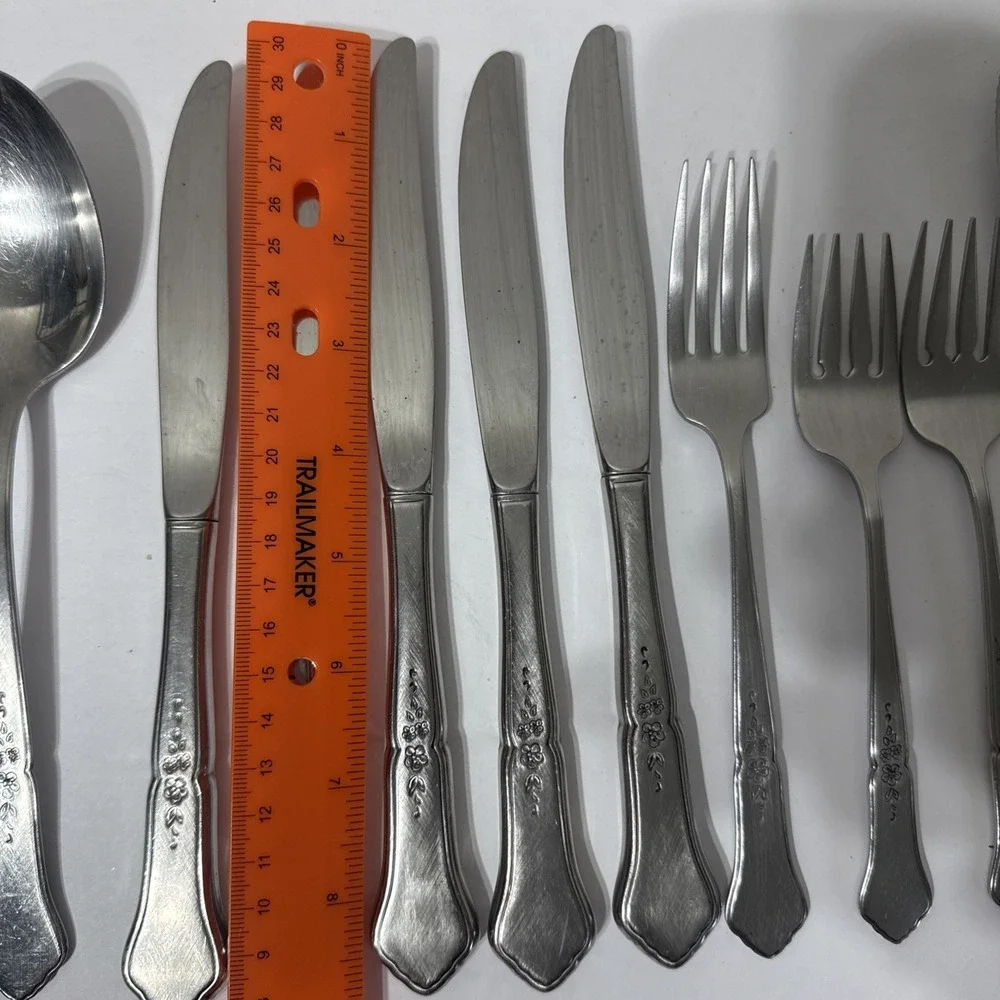 Oneida ASHMORE Stainless Flatware Forks Salad Table Knives Serv Spoon 12pc LOT